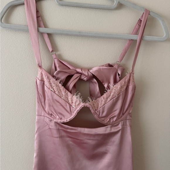 Peppermayo pink satin mini dress - Picture 4 of 5